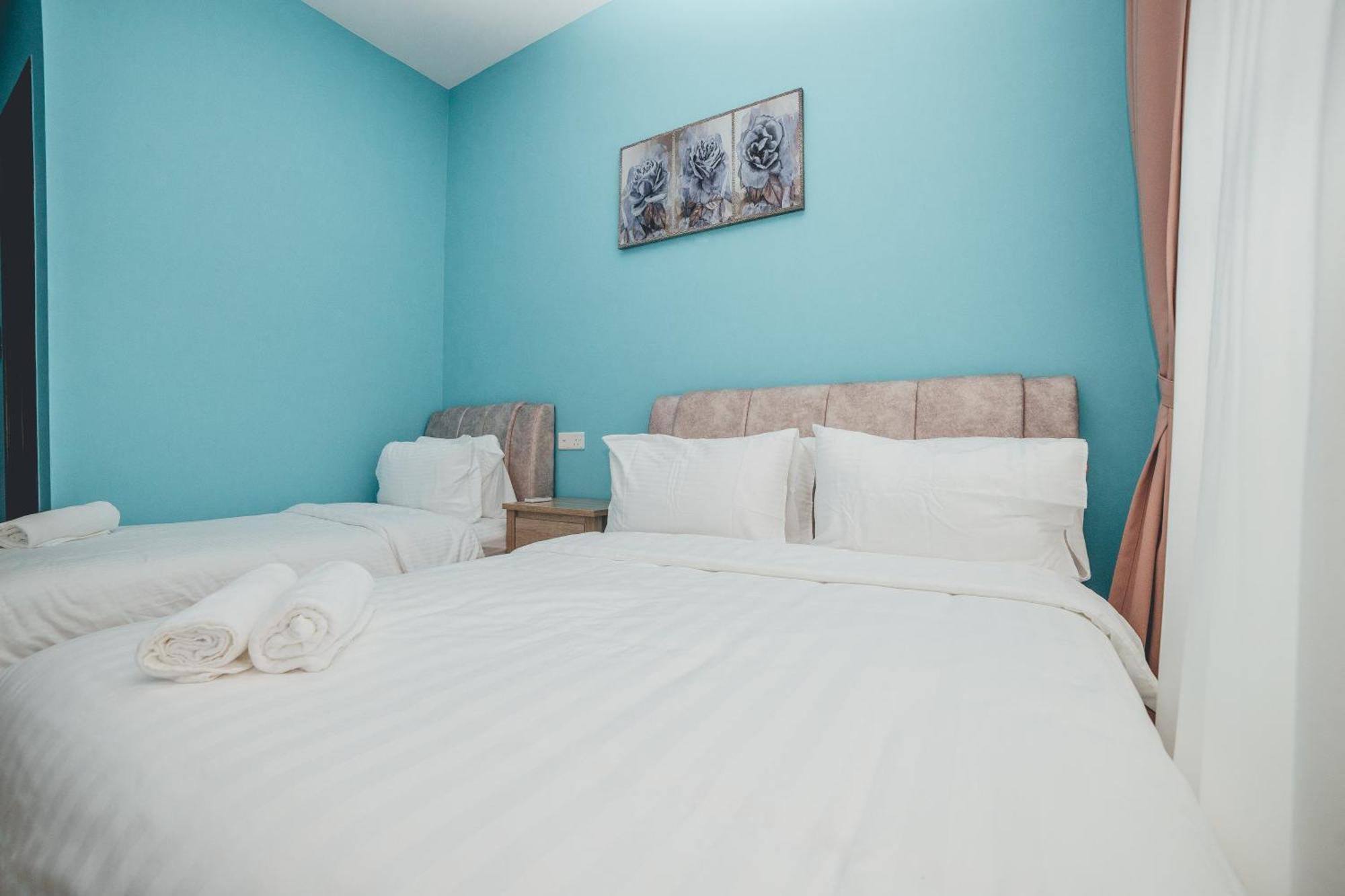 Pangsapuri Danga Bay Pastel Hideout 3br 7pax Balcony View By Our Johor Bahru