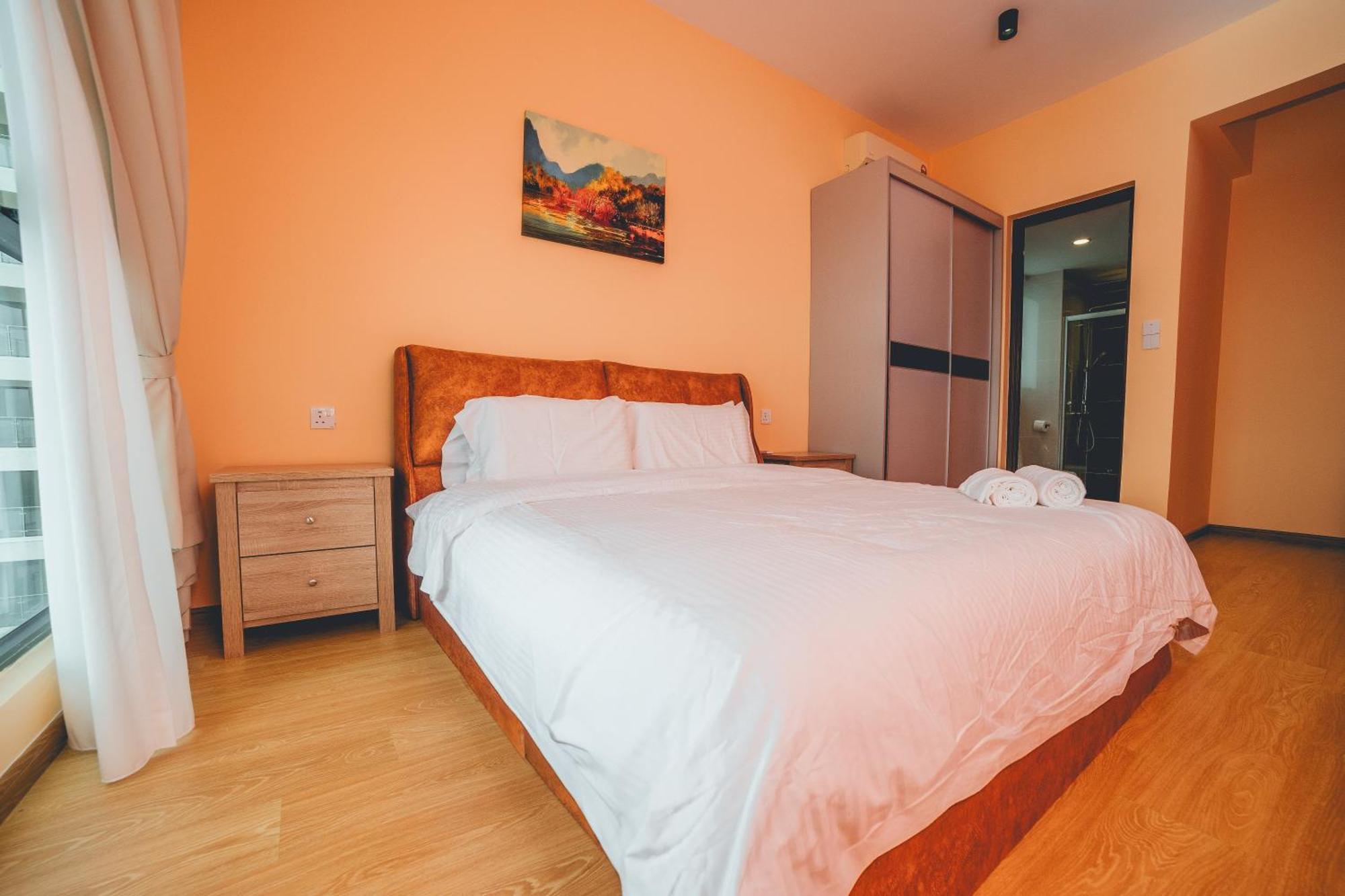 Danga Bay Pastel Hideout 3br 7pax Balcony View By Our Pangsapuri